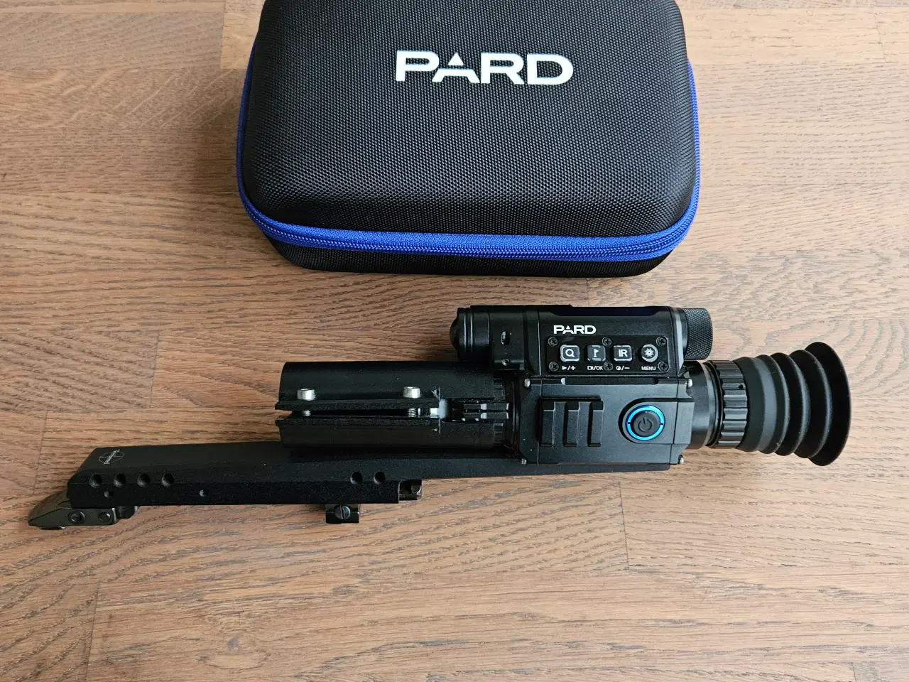 Billede 1 - Pard 008 LRF natkikkert med afstandsmåler