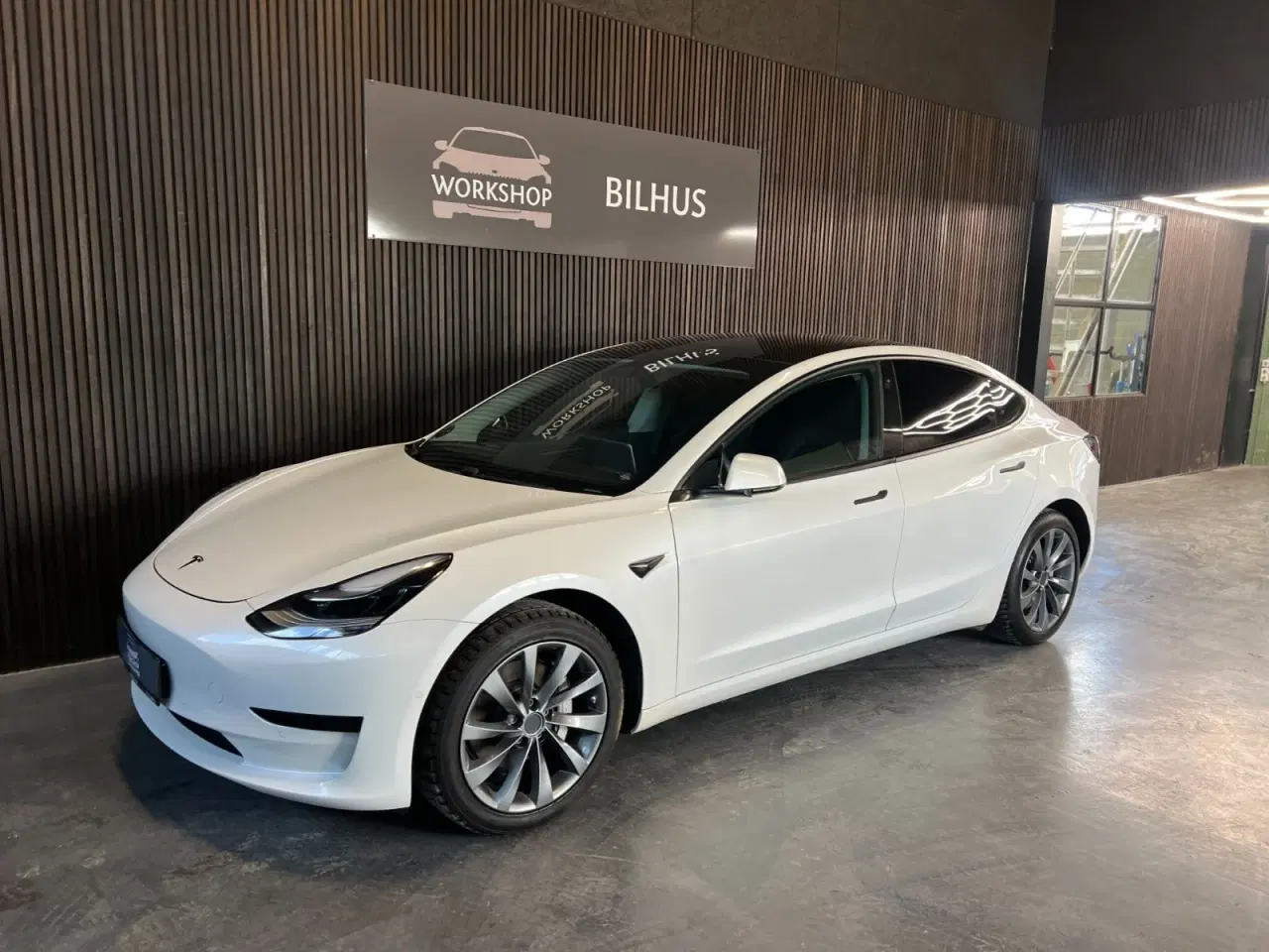 Billede 1 - Tesla Model 3  Standard Range+ RWD