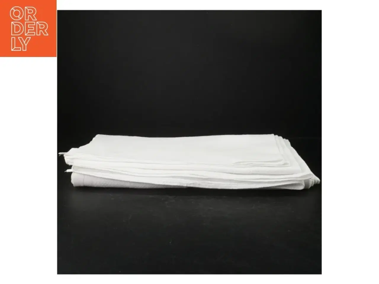 Billede 1 - Hvid Dug (str. 240 x 150 cm)