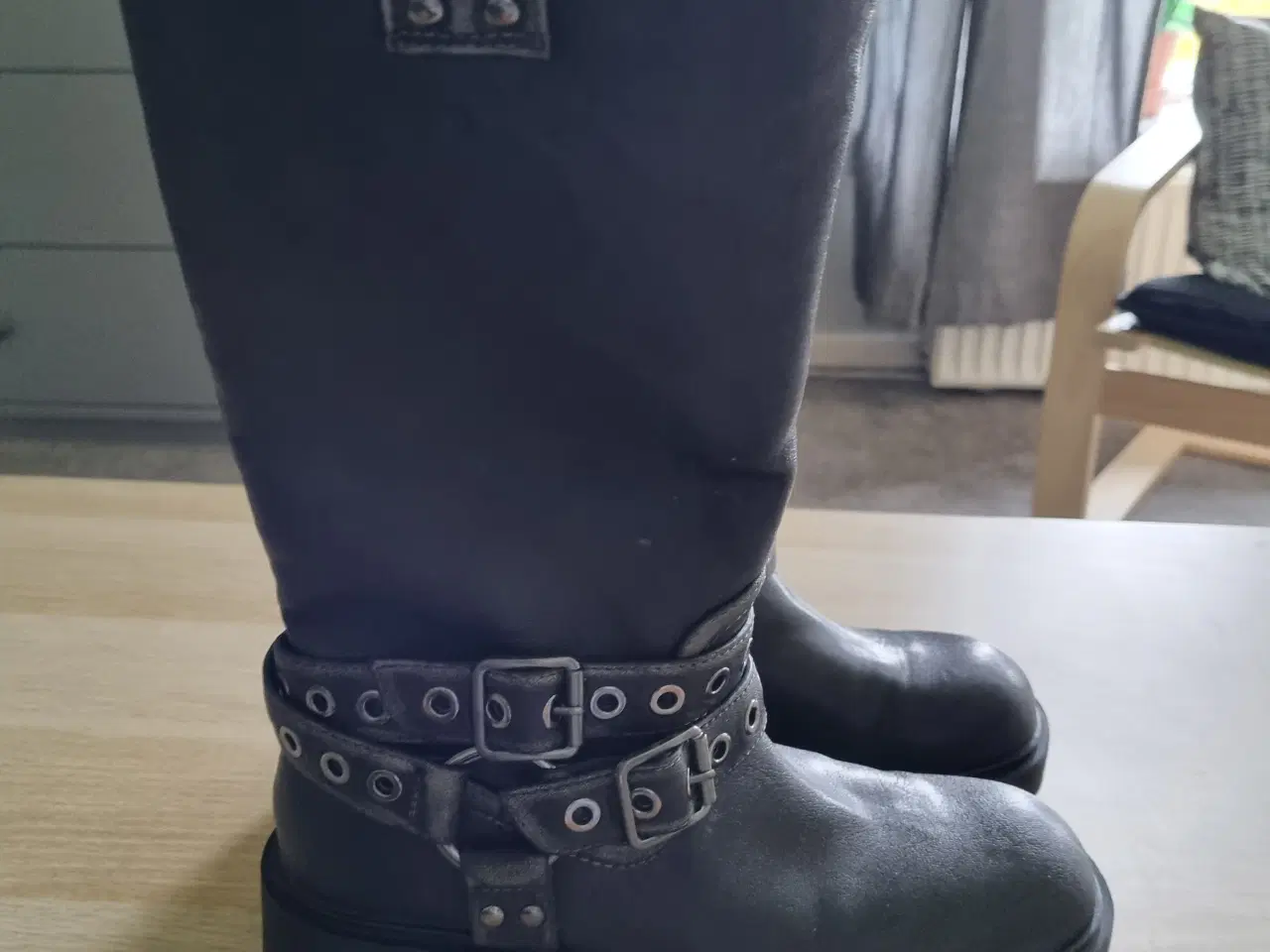 Billede 9 - Bershka biker støvler/stonewash look i sort  str 3