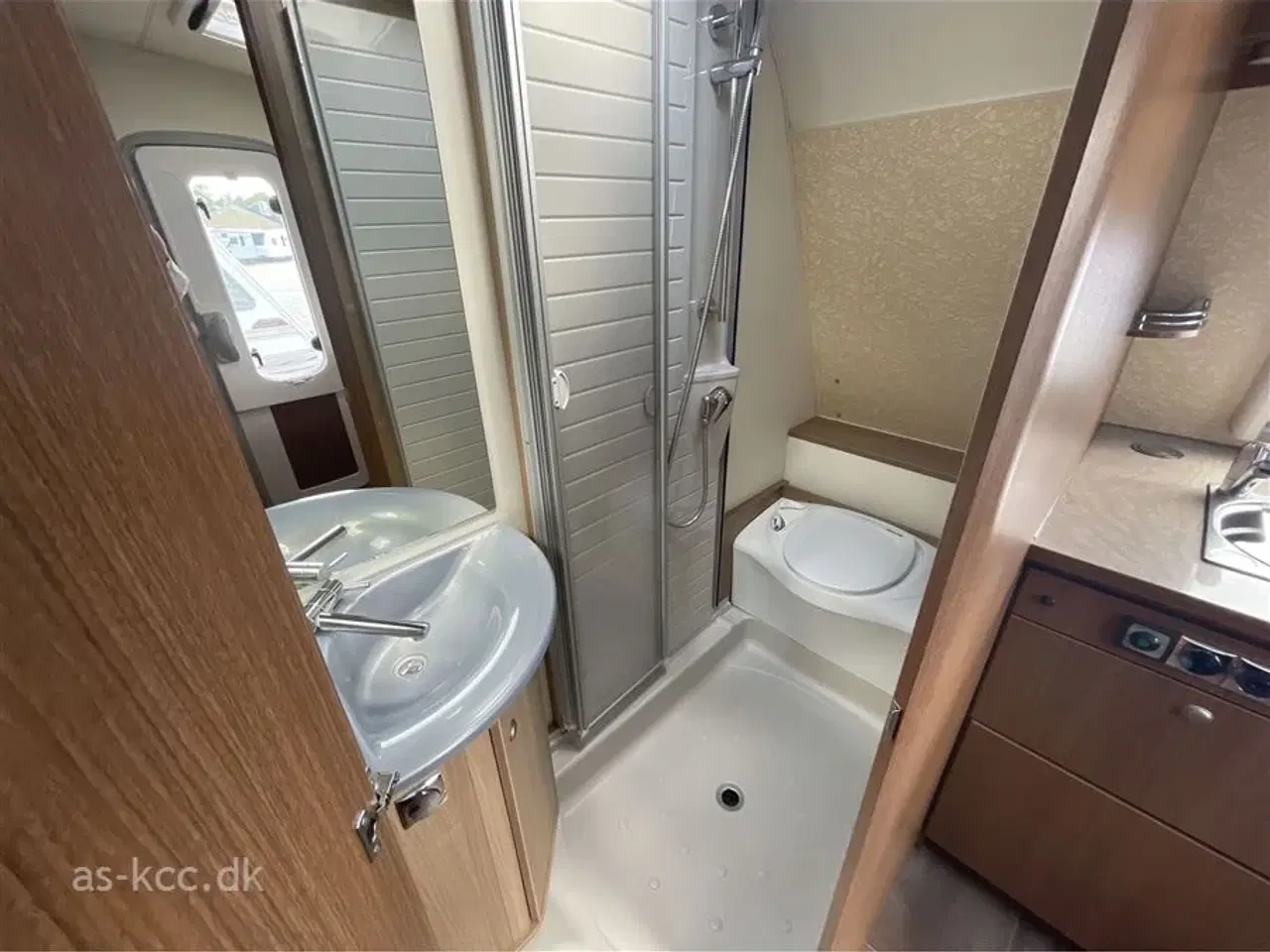 Billede 9 - 2010 - Bürstner Averso Plus 410 TS