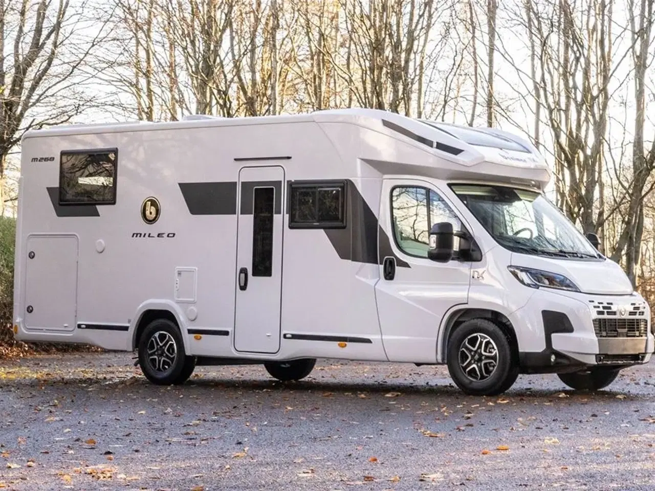 Billede 51 - 2026 - Benimar Mileo 268   Skandinavisk design og komfort året rundt