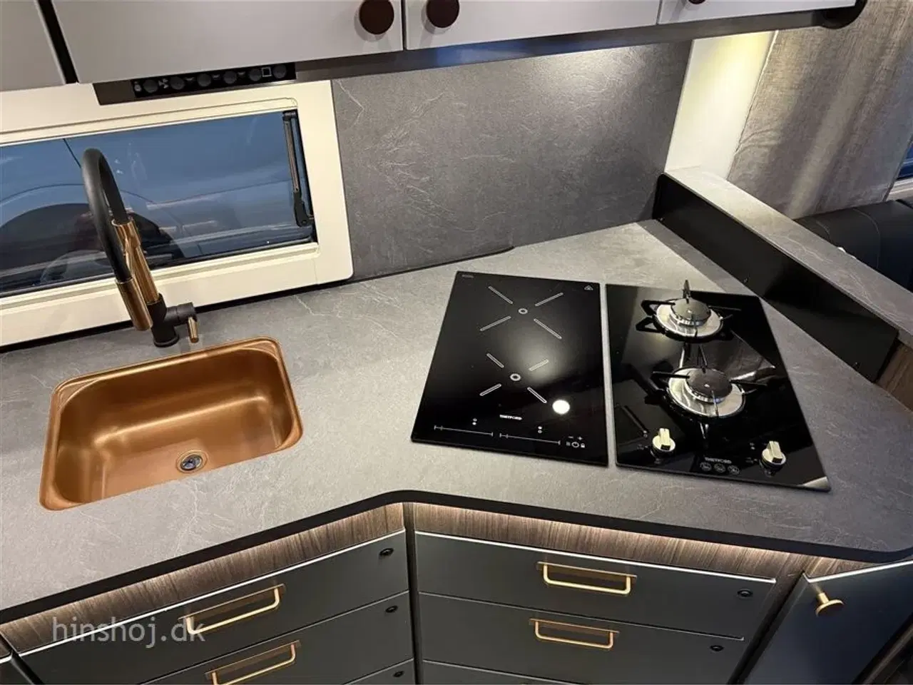 Billede 19 - 2025 - Polar Chimera 730 BSL   Polar Chimera den lækreste Vintervogn se den hos Hinshøj Caravan