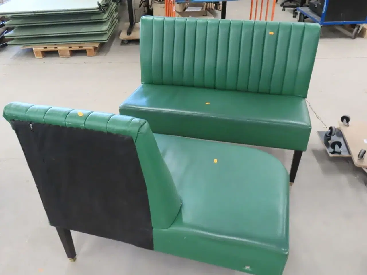 Billede 2 - 2 stk. Spisesofamoduler i grøn læder