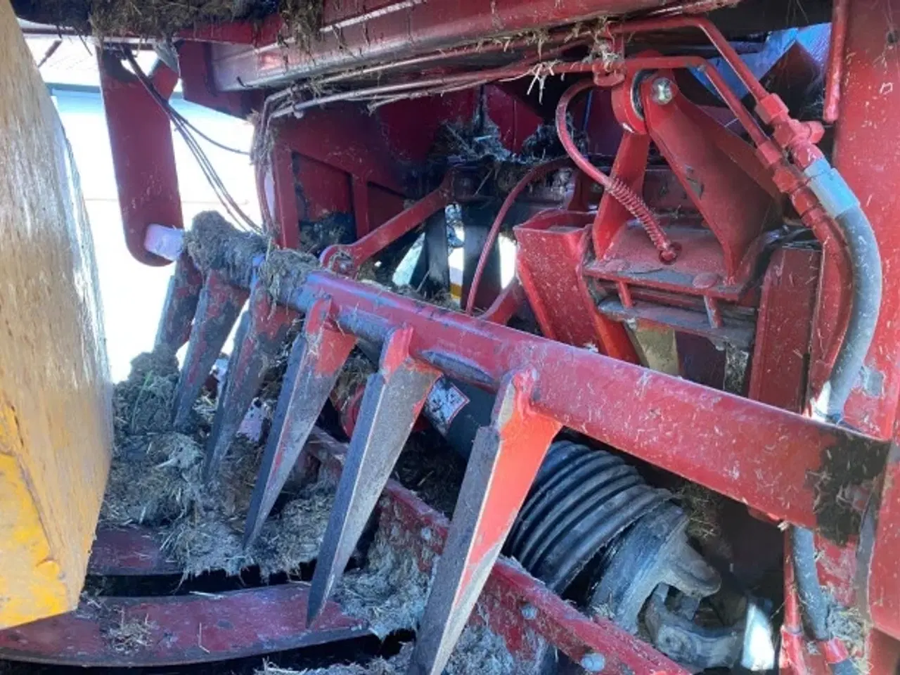 Billede 3 - New Holland BB980 (Sælges i dele/For Parts)