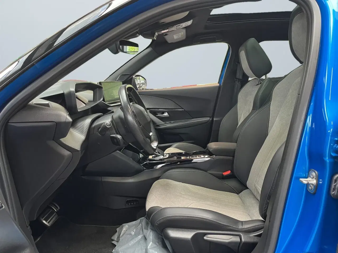 Billede 10 - Peugeot e-2008 50 GT Sky