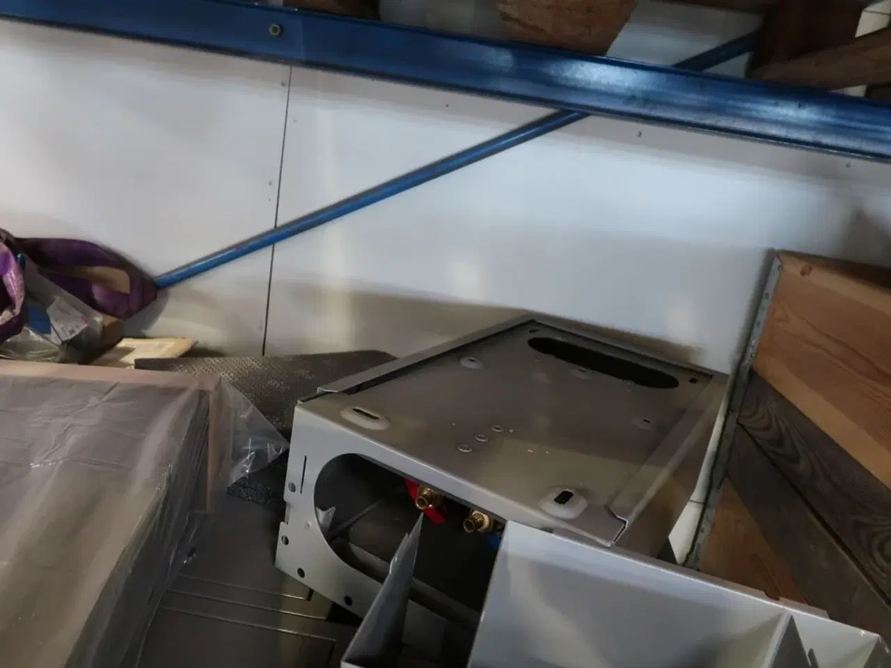 Billede 2 - Palle med metalkasser