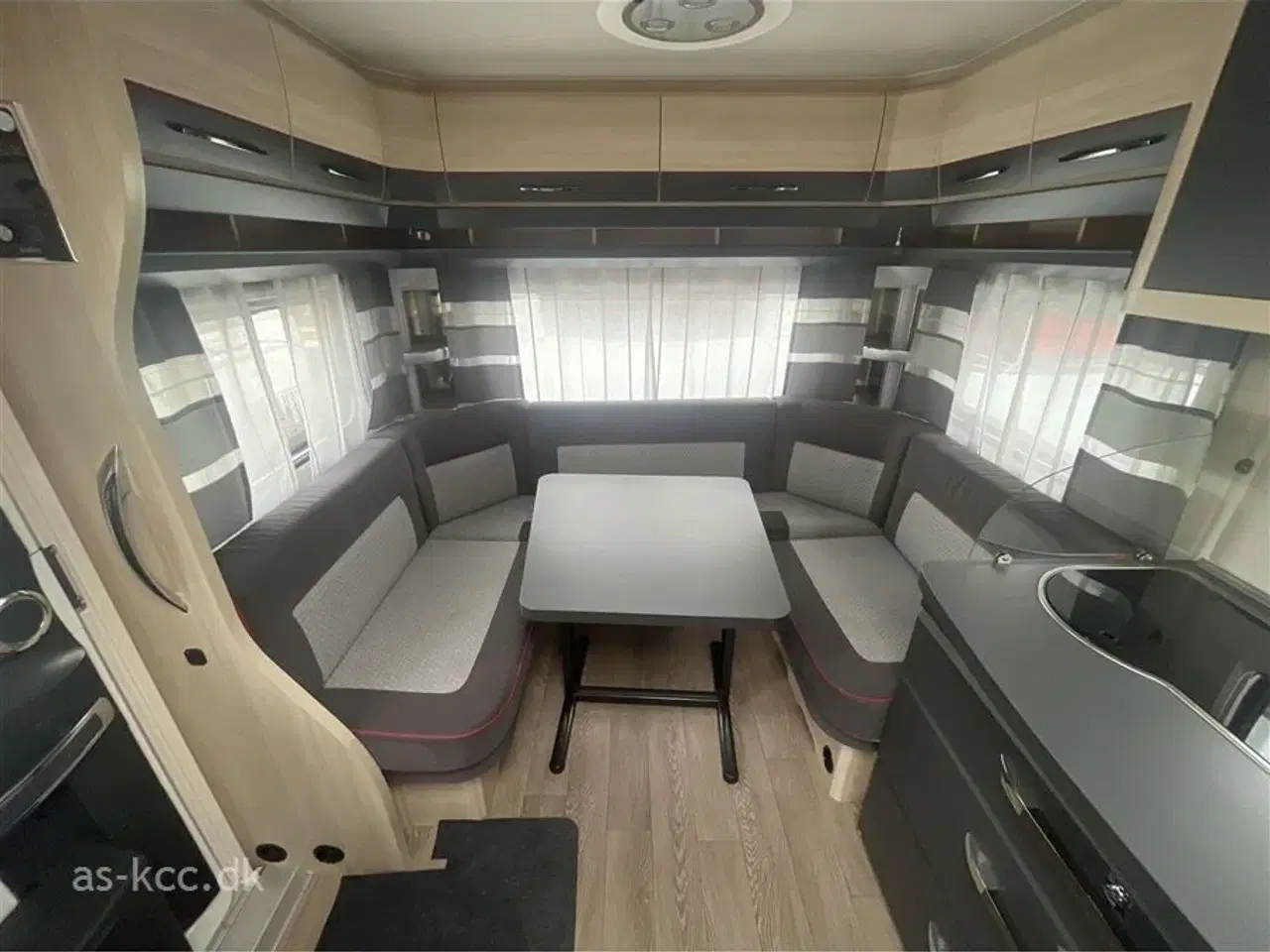 Billede 3 - 2017 - Hobby De Luxe Edition 460 UFe Hobby De LUXE Edition 460 UFe dobbeltseng