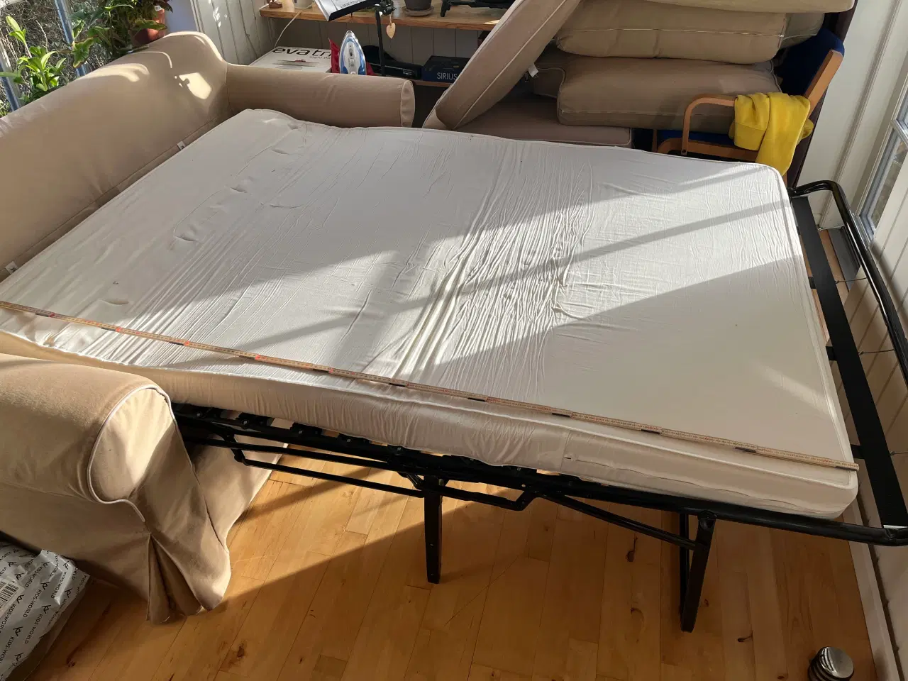 Billede 5 - Flot og gedigen sovesofa