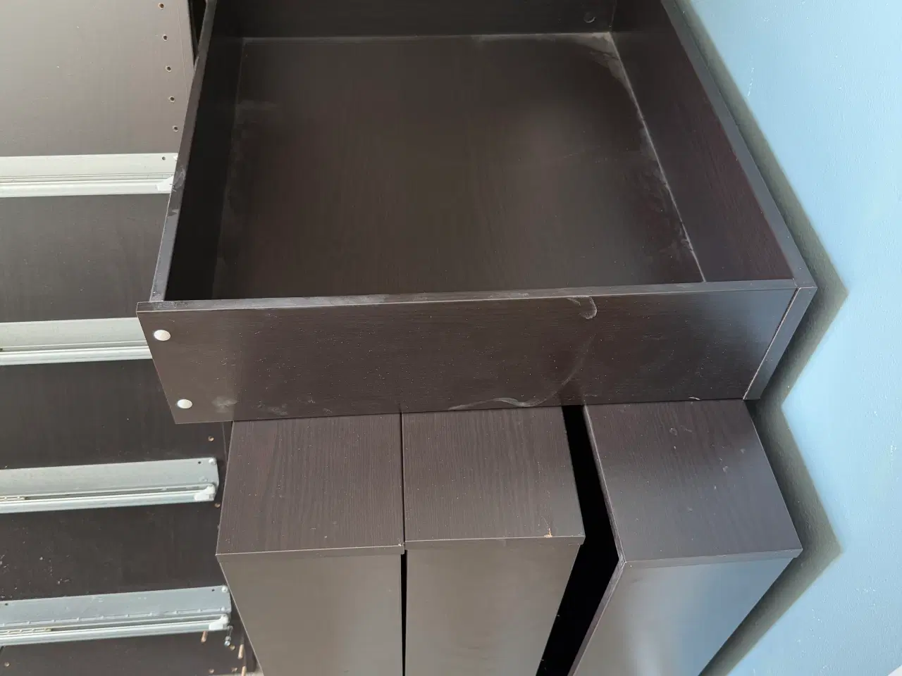 Billede 5 - Fint garderobeskab fra IKEA 