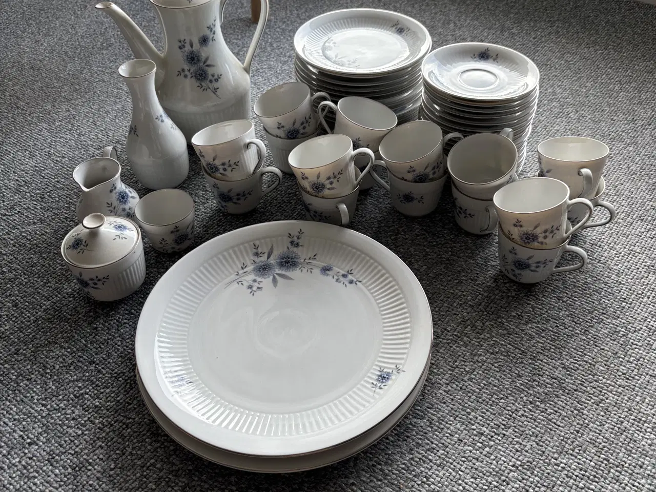 Billede 4 - Kaffestel, blå krondal