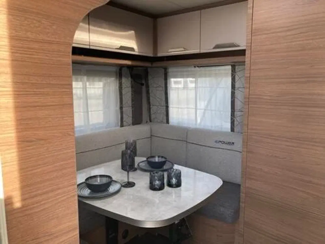 Billede 2 - Knaus SPORT E-power Selection 500 EU -Smugkig på Januar Tilbud - Spar 30.000