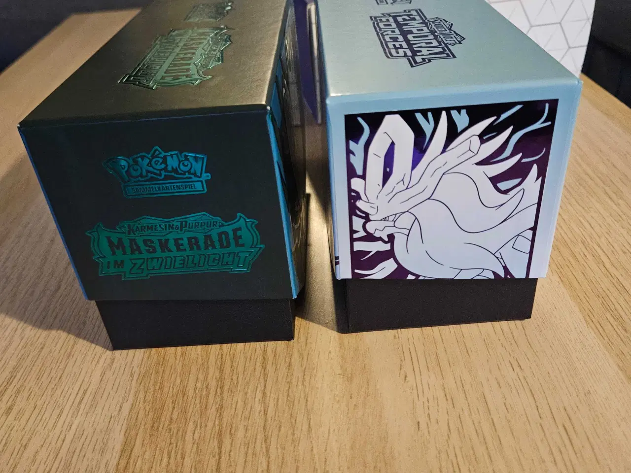 Billede 8 - Stor Pokémon boks fyldt med kort og accessories
