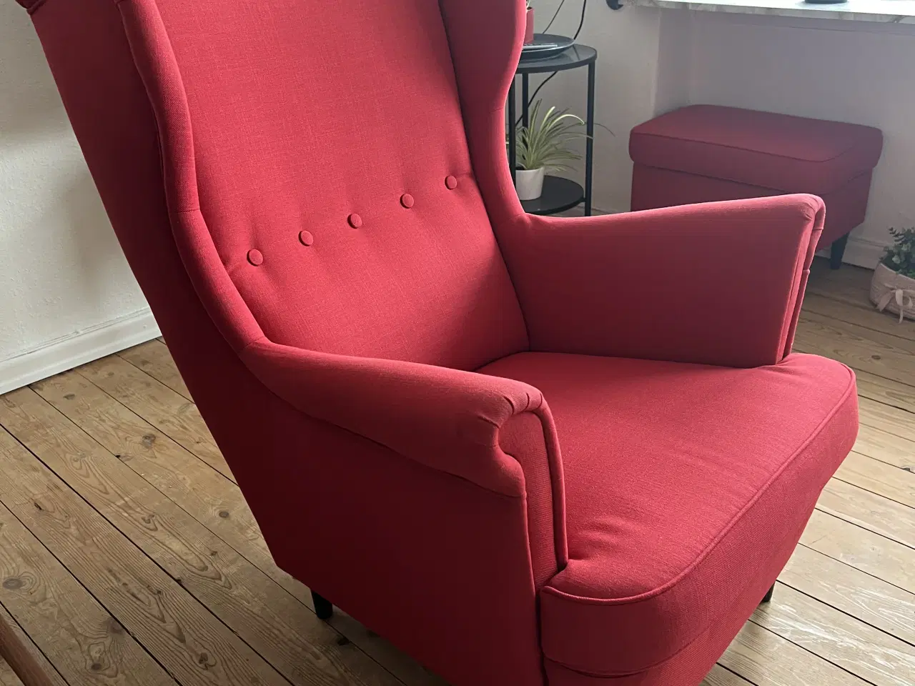 Billede 1 - Flot rød Lænestol fra Ikea