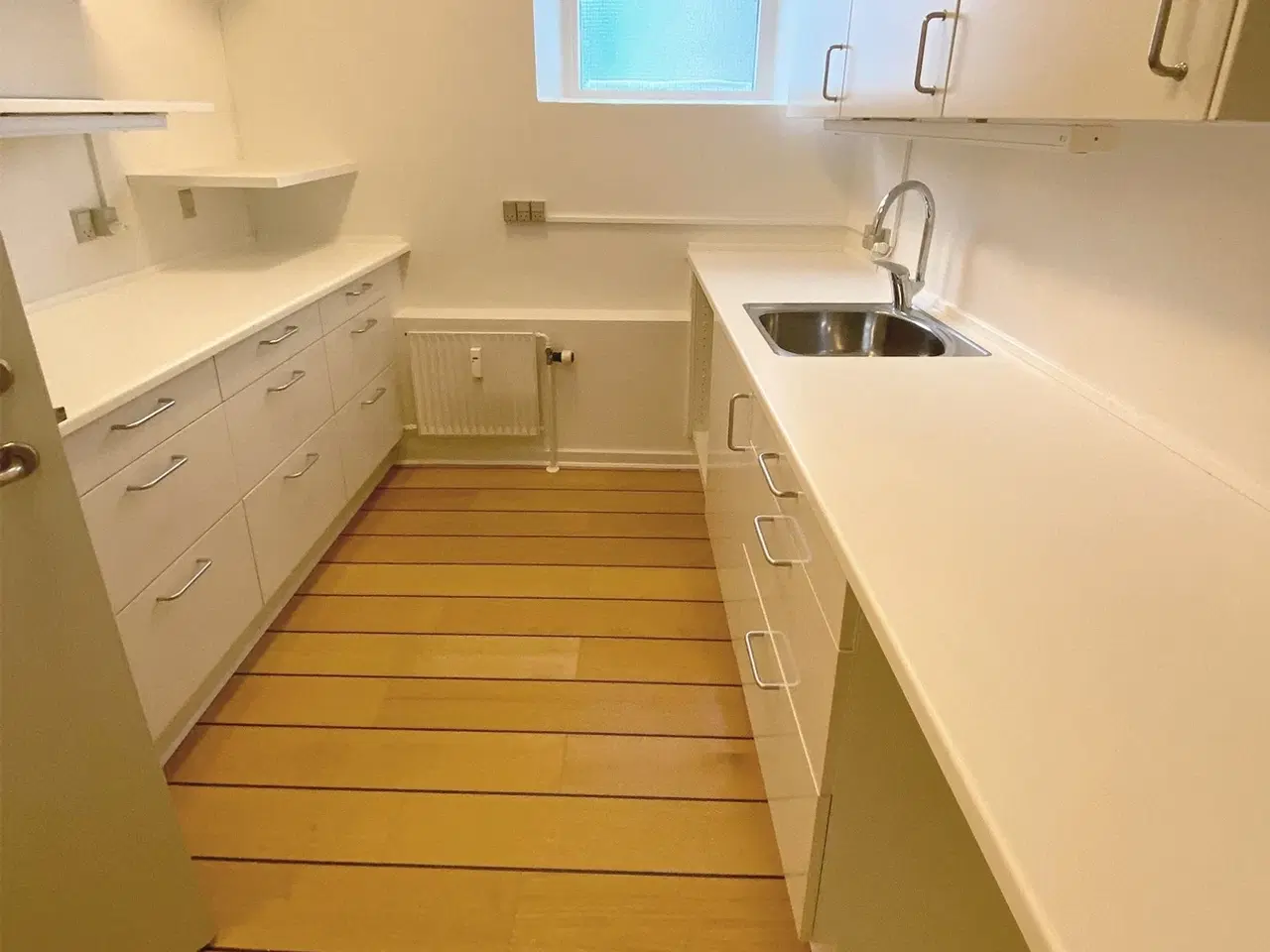 Billede 18 - Stort og attraktivt erhvervslokale i stueetagen!