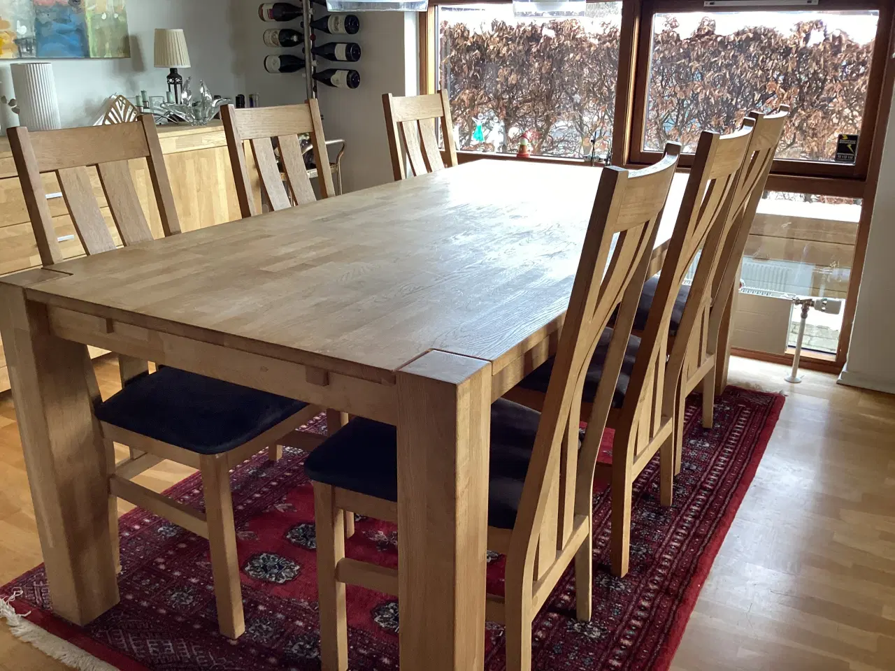 Billede 1 - Spisebord i massiv egetræ incl 6stole 