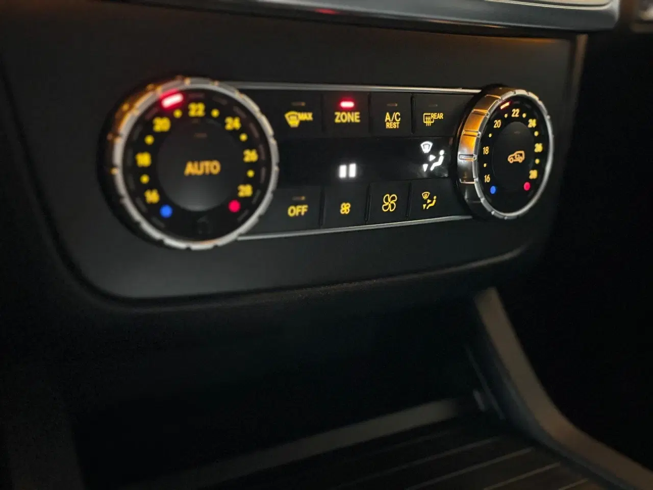 Billede 12 - Mercedes ML350 3,0 BlueTEC AMG Line aut. 4Matic Van