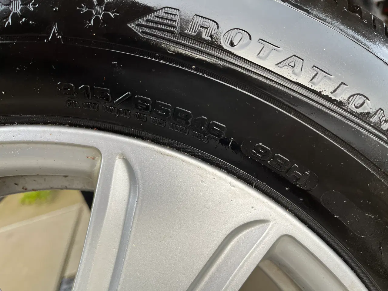 Billede 3 - 4 Audi Alufælge med næsten ubrugte vinterdæk