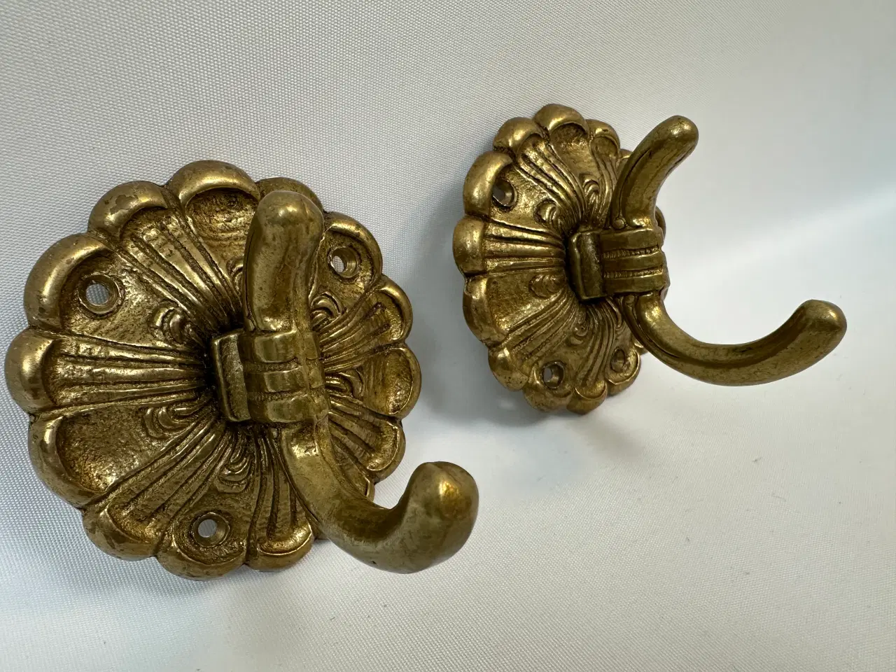 Billede 4 - 2 stk. vintage knager i messing