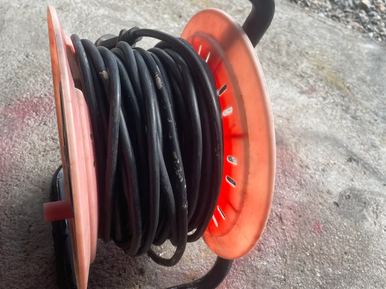 Billede 4 - Kabeltromle med svær gummikabel 25m. 