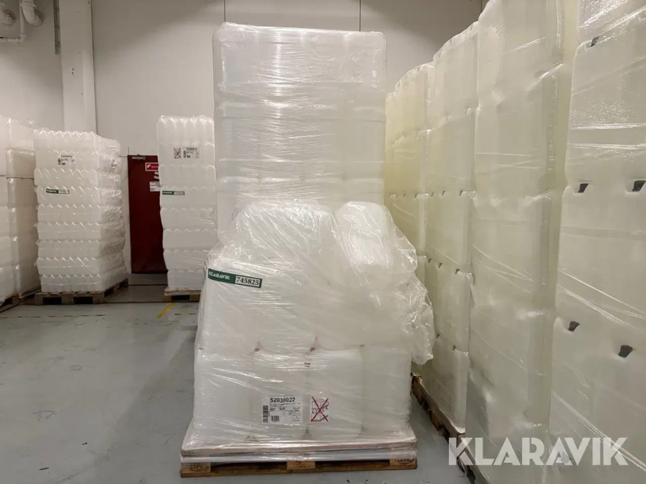 Billede 2 - Plastikflasker Promens - 7,5 paller af 60 stk