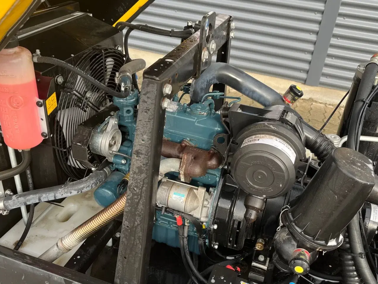 Billede 9 - Kaeser M27 2,7m3 på ski kun kørt 218t