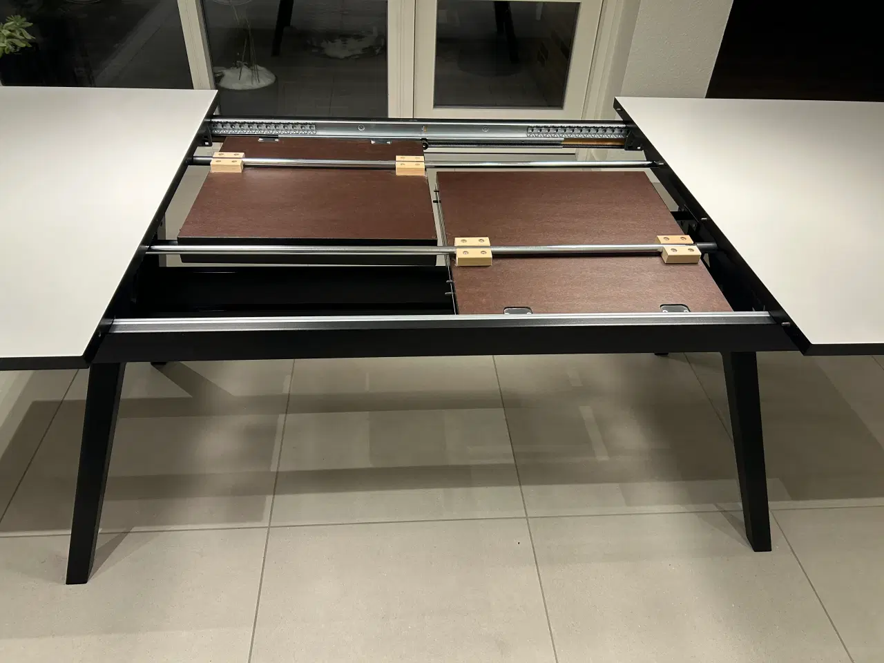 Billede 3 - Skovby Nordic spisebord SM11 m.plader