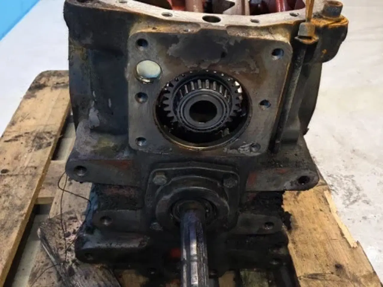 Billede 18 - Massey Ferguson 3085 Bagtøj 3582430M94 