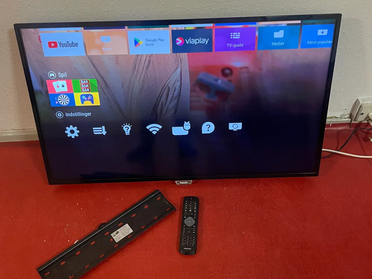 Billede 2 - Smart TV  Philips  40 tommer,  med  fjernbetjening