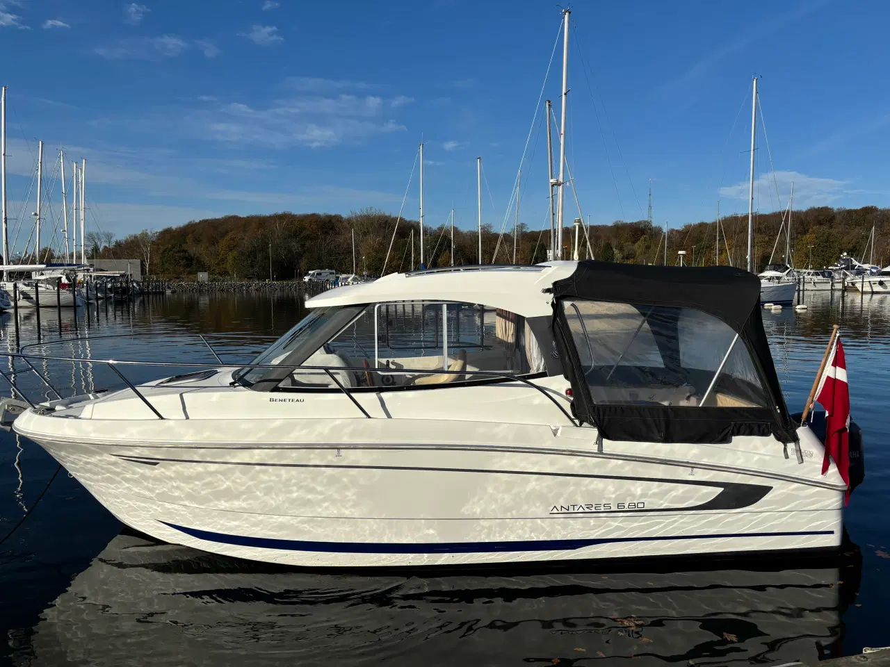 Billede 2 - Beneteau Antares 6,80 Årg 2013