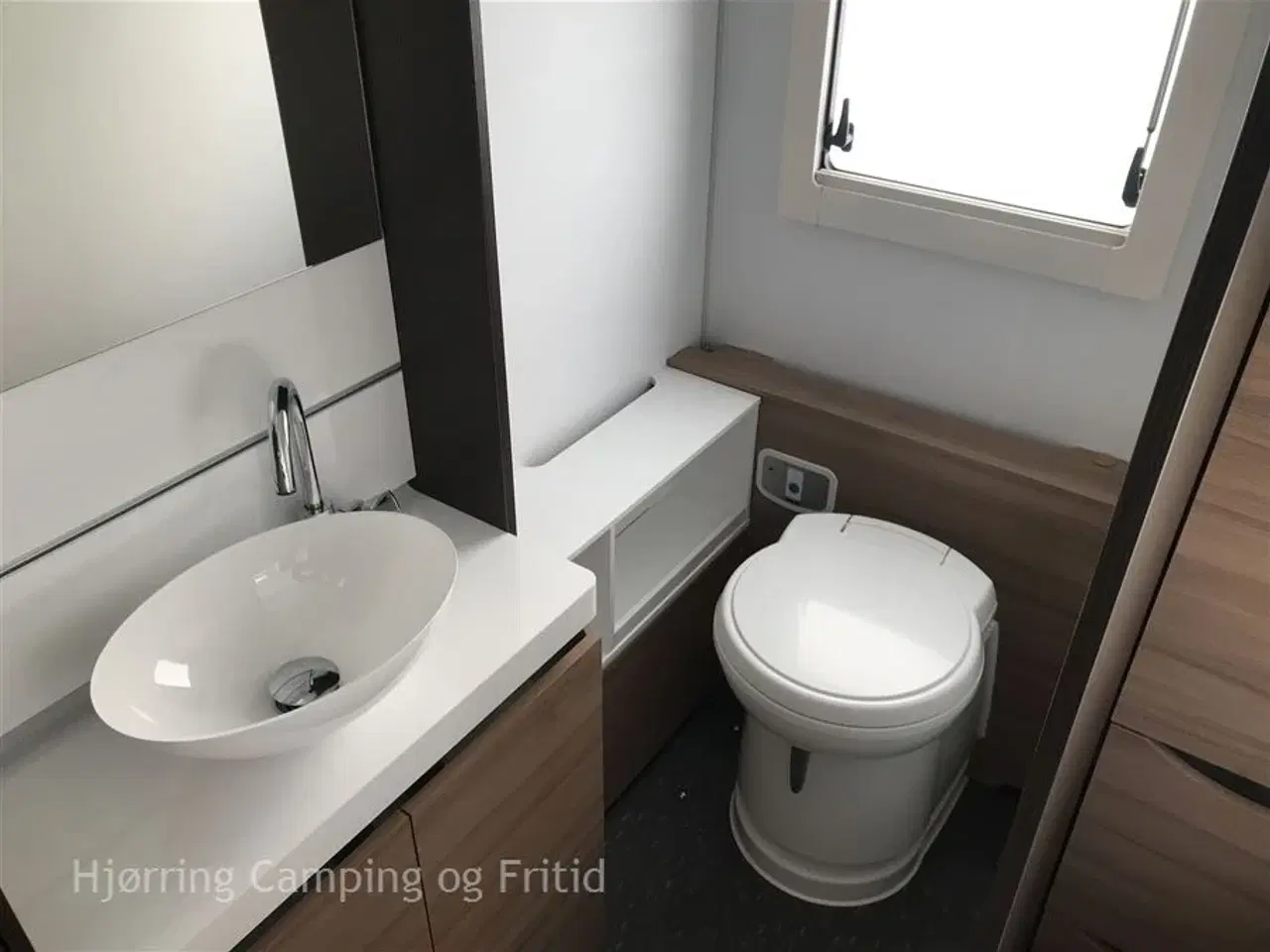 Billede 12 - 2018 - Adria Alpina 663 HT Alde Centralvarme