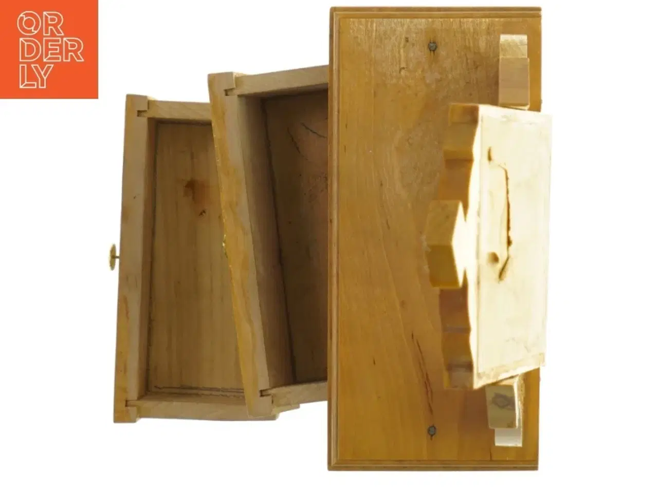 Billede 3 - Miniature kommode med vippespejl (str. 30x15 cm)