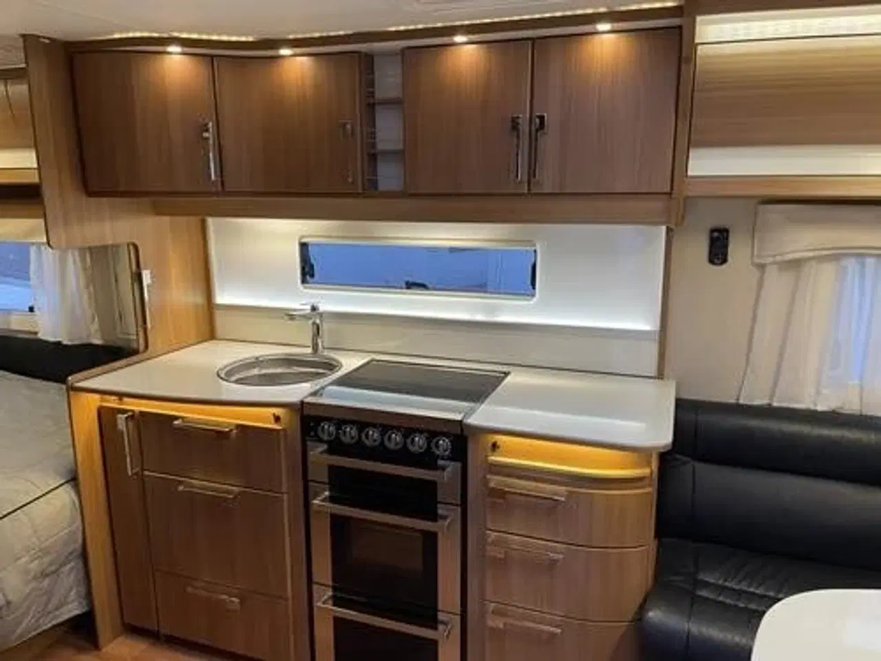 Billede 4 - Kabe Royal Imperial 560 XL KS - Smugkig på Januar Tilbud - Spar 20000