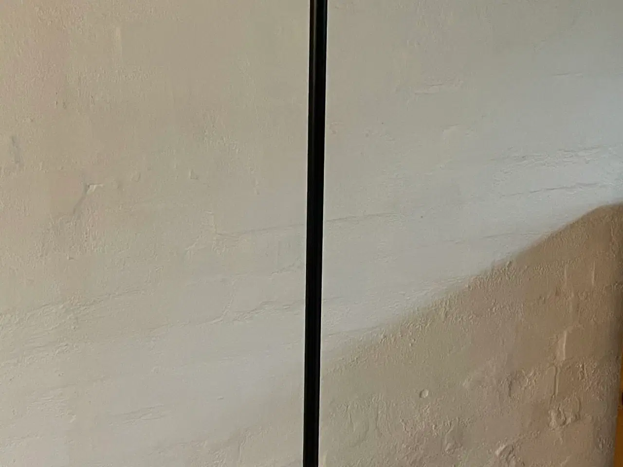 Billede 2 - Fin standerlampe med plisséskærm.