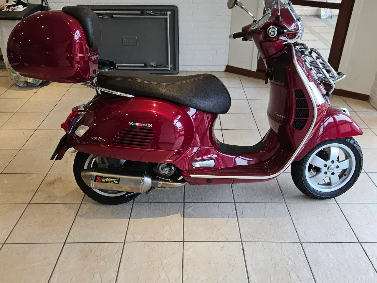 Billede 1 - Vespa gts 300 hpe