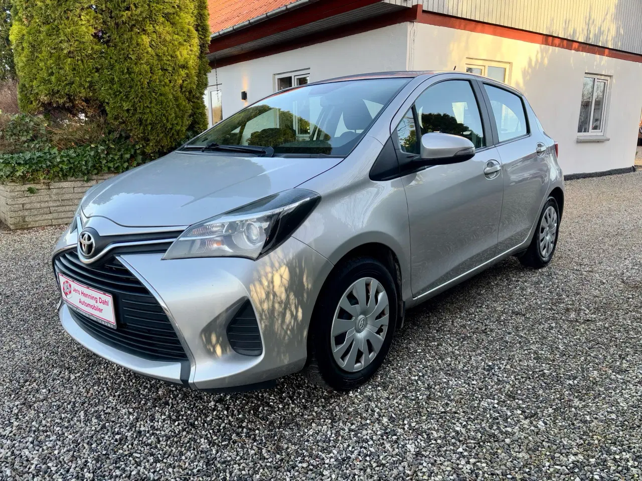 Billede 4 - Toyota Yaris 1,3 VVT-I T2 100HK 5d 6g