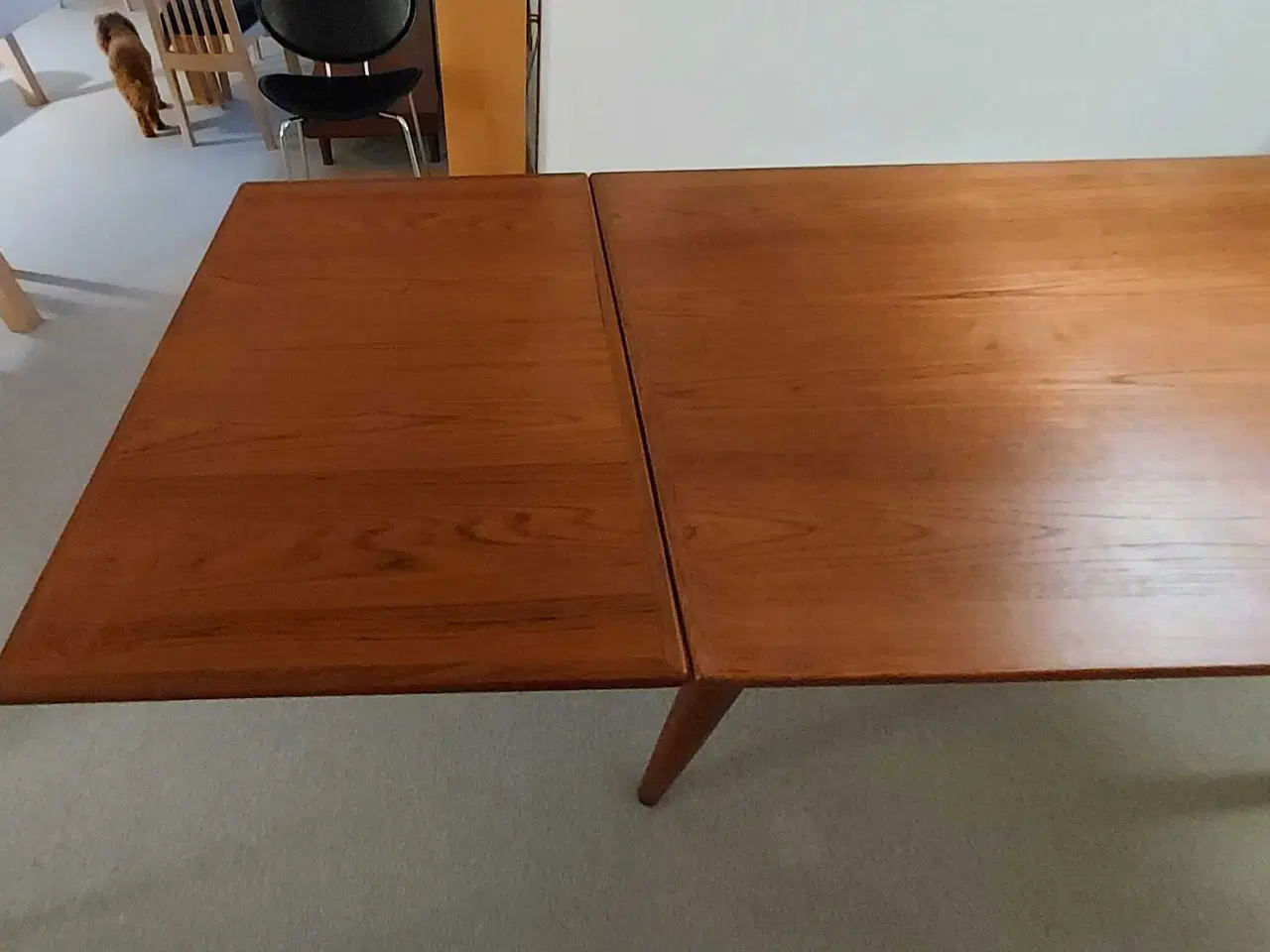 Billede 9 - Teaktræs spisebord m. hollandsk udtræk