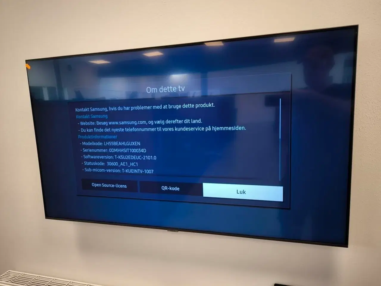 Billede 5 - TV SAMSUNG LH55BEAHLGUXEN 55" med vægbeslag og fjernbetjening