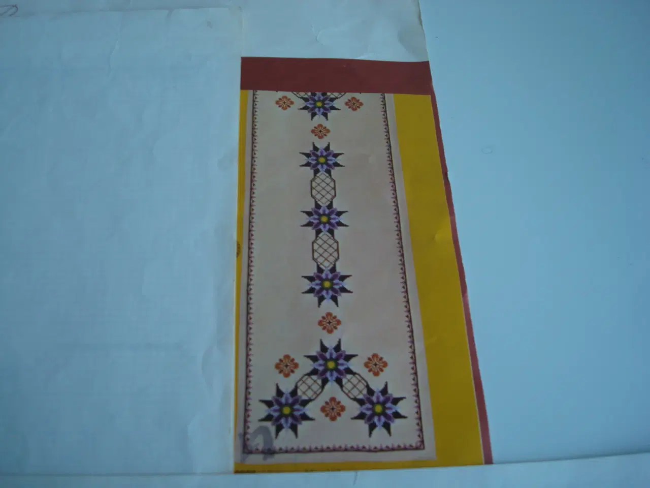 Billede 1 - Mønster til løber broderi