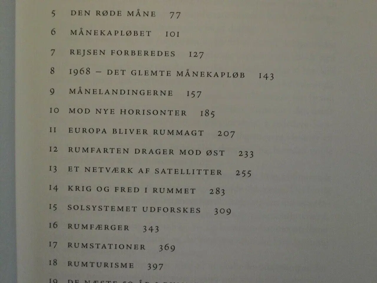 Billede 2 - rejsen ud i rummet - de første 50 år, af helle og 