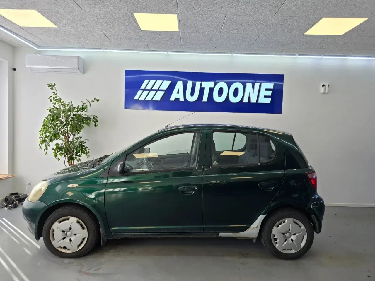 Billede 2 - Toyota Yaris 1,3 Luna
