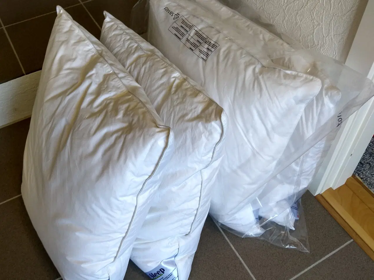 Billede 2 - Moskus dunpude - lav (60 x 63 cm) 6 stk