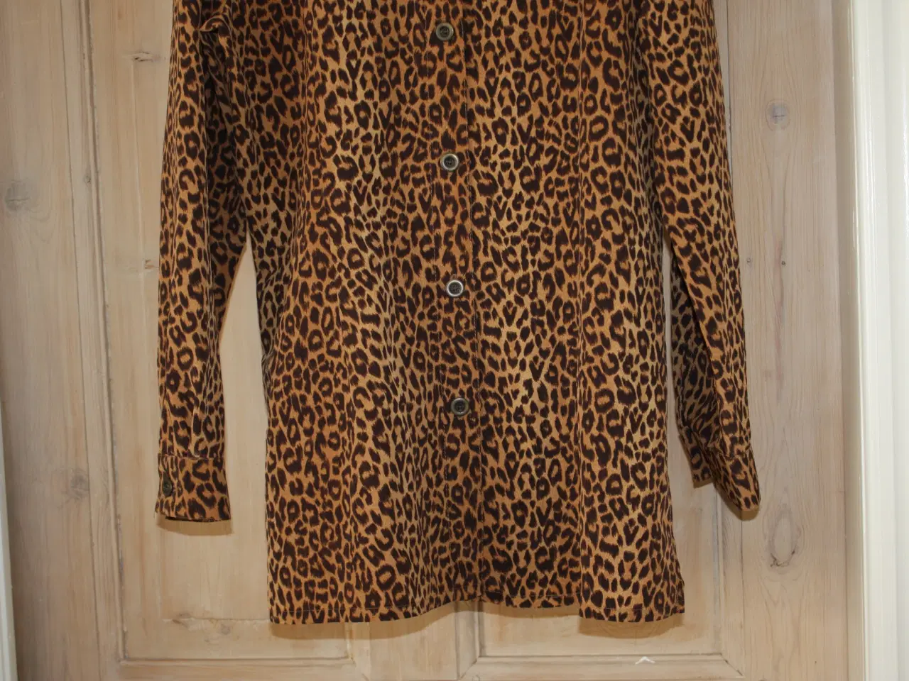 Billede 3 - Lang bluse Apart str. 38