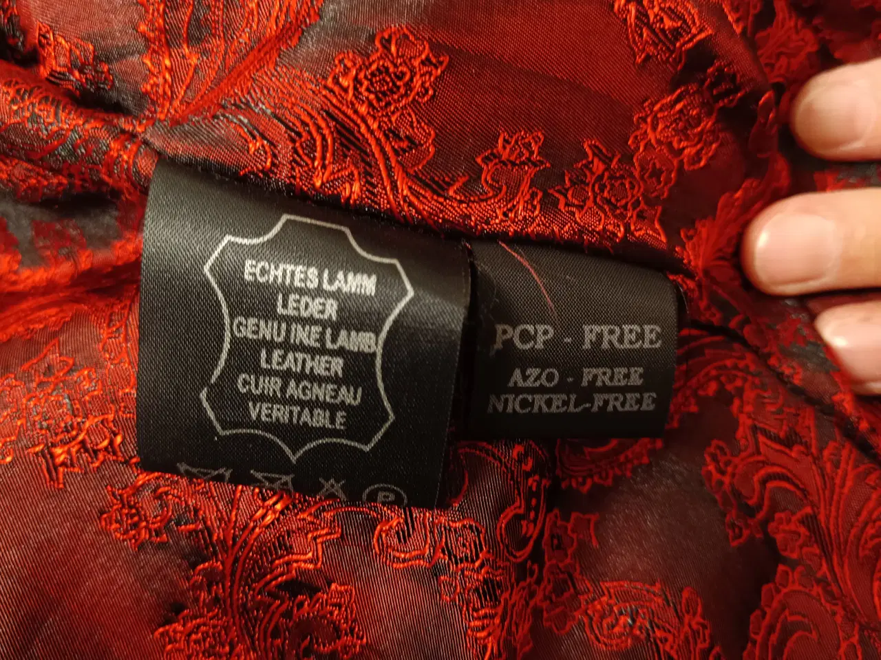 Billede 4 - Skindjakke - dame - i lækker blød lammeskind