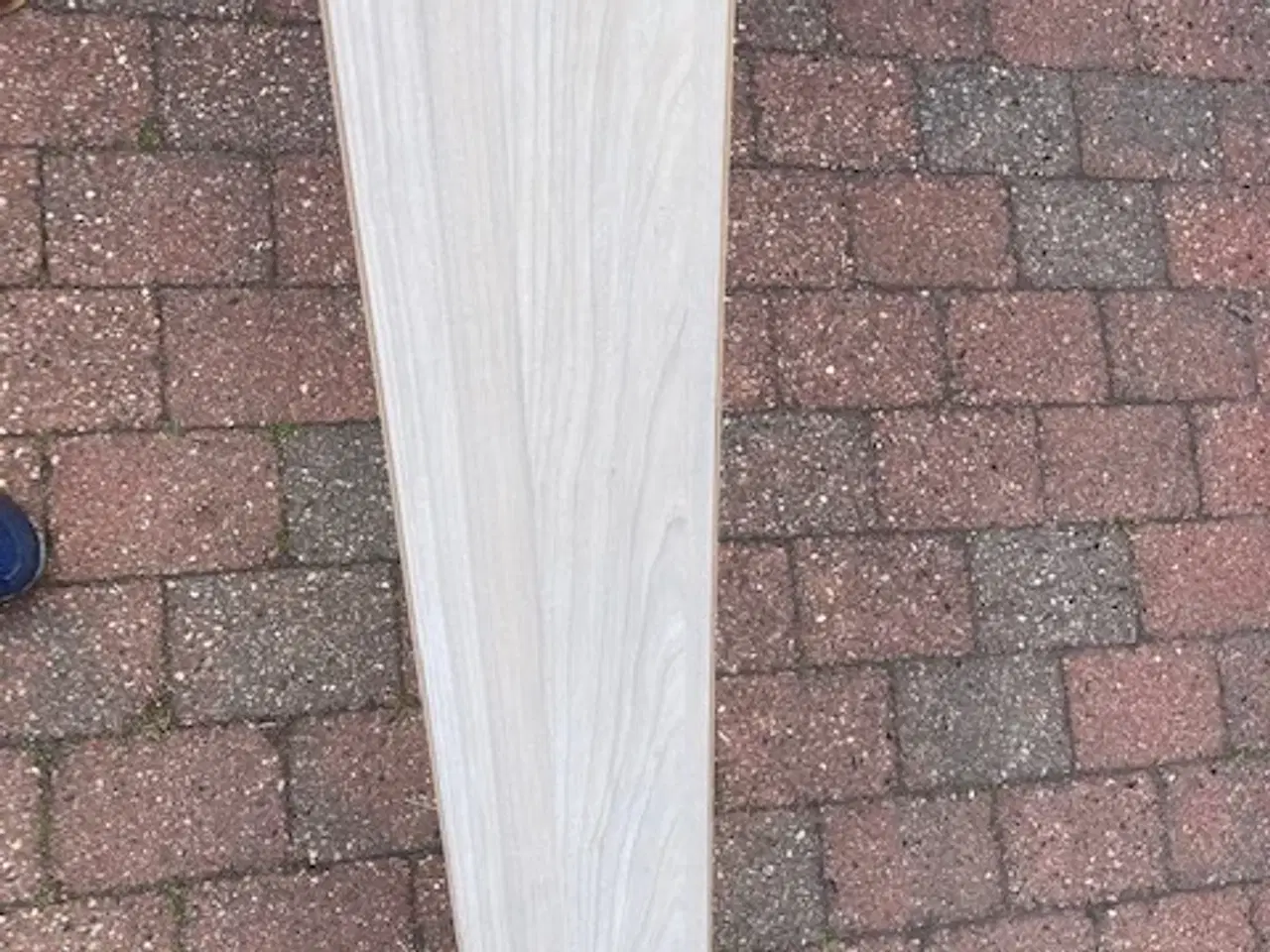 Billede 1 - mindst 50 m2 laminatgulv