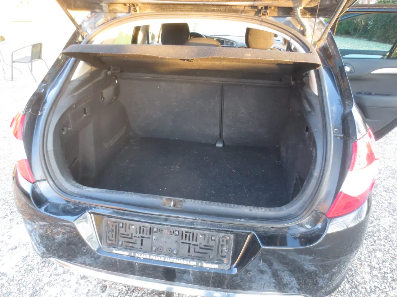 Billede 8 - Citroen C 4 1.6 HDi År 2012. Nysynet.