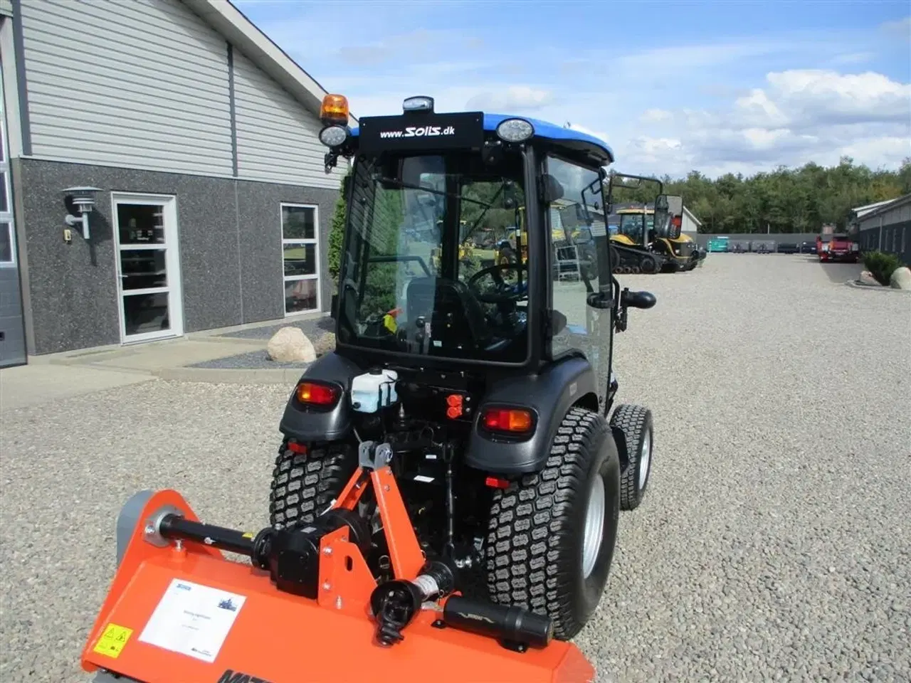 Billede 17 - Solis 26 HST Med kabine, Turf dæk og frontlift samt frontPTO