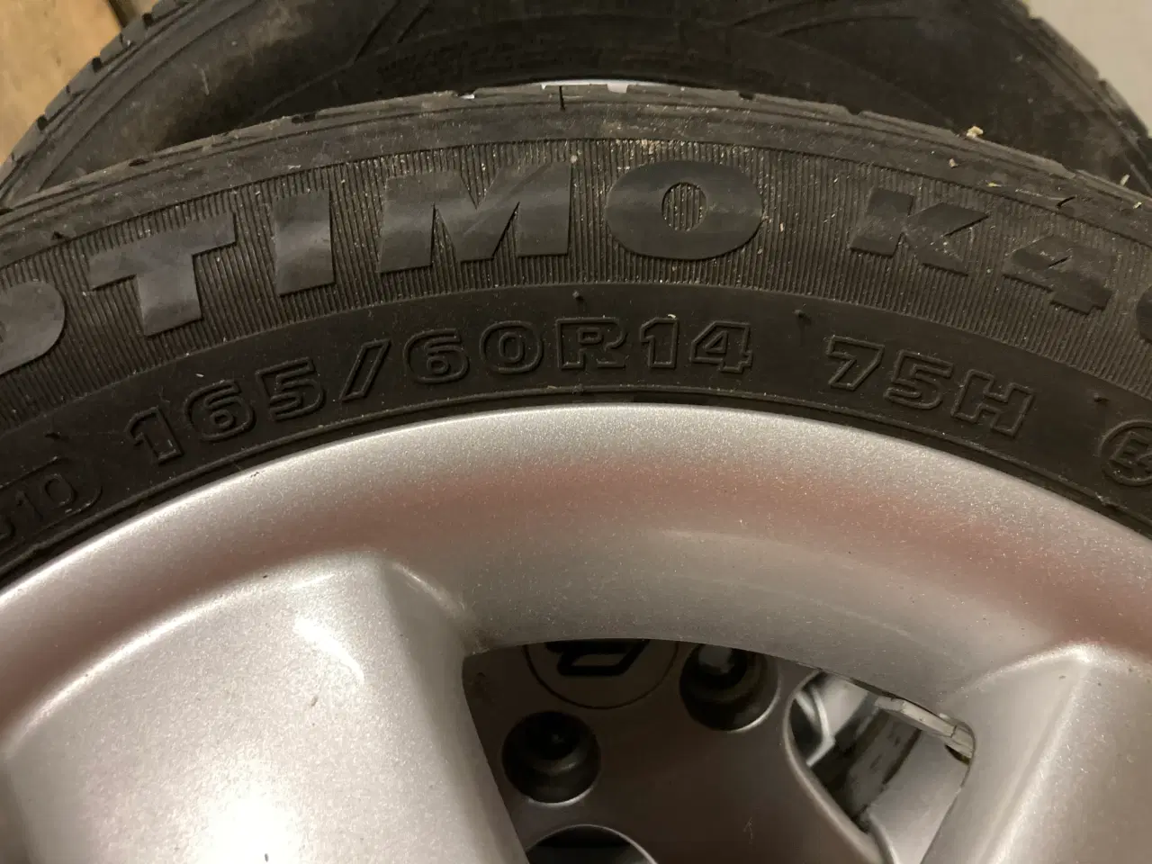 Billede 3 - 4 Suzuki Alufælge med 165/60R14 sommerdæk