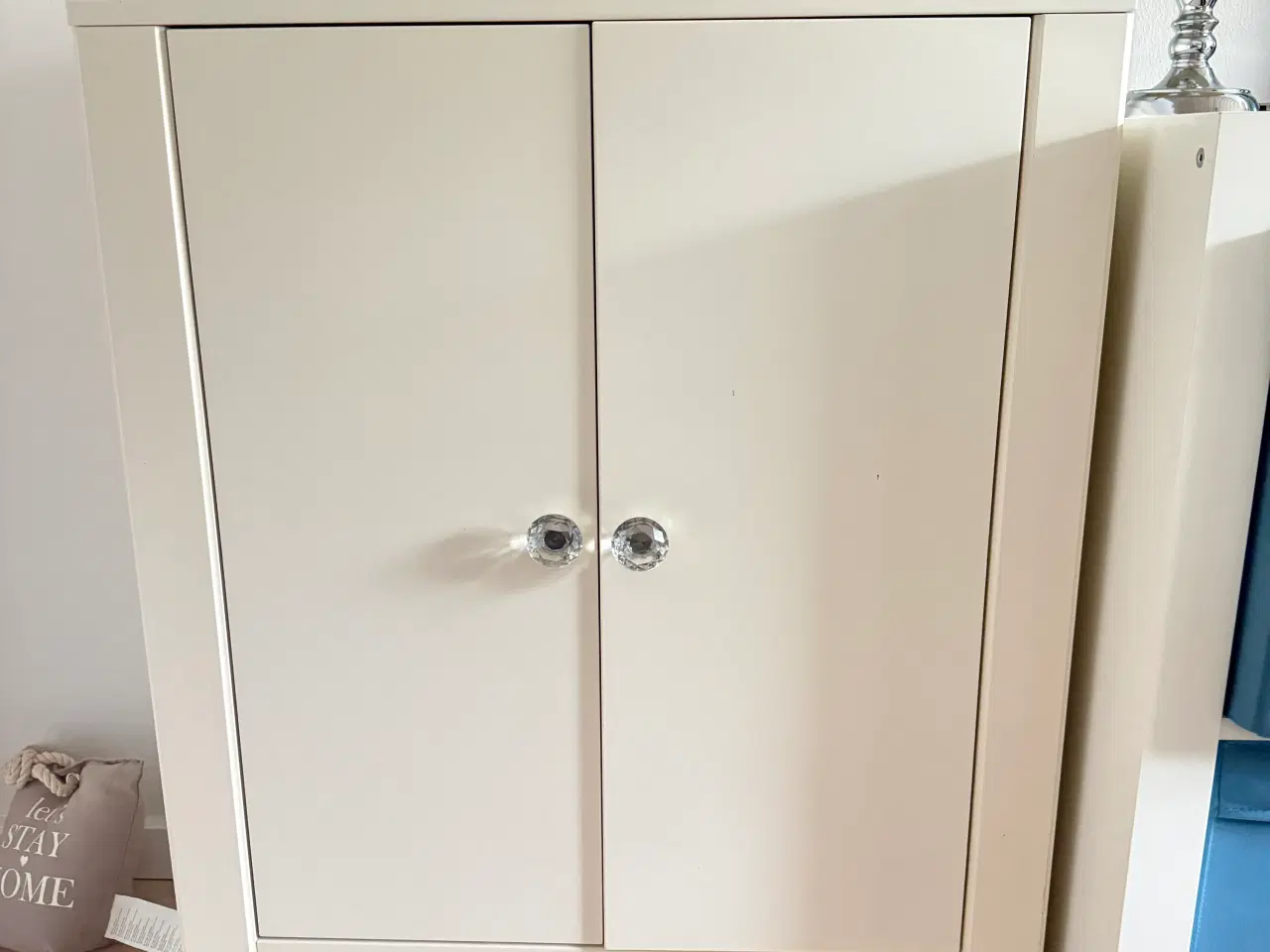 Billede 1 - Lille hvid kommode til børneværelse