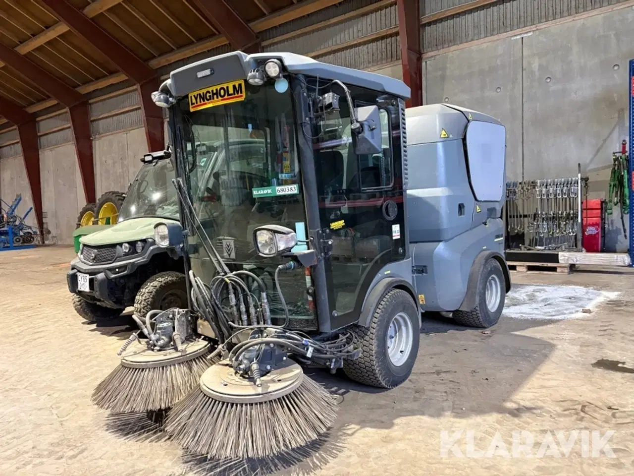 Billede 1 - Fejemaskine Kärcher M130